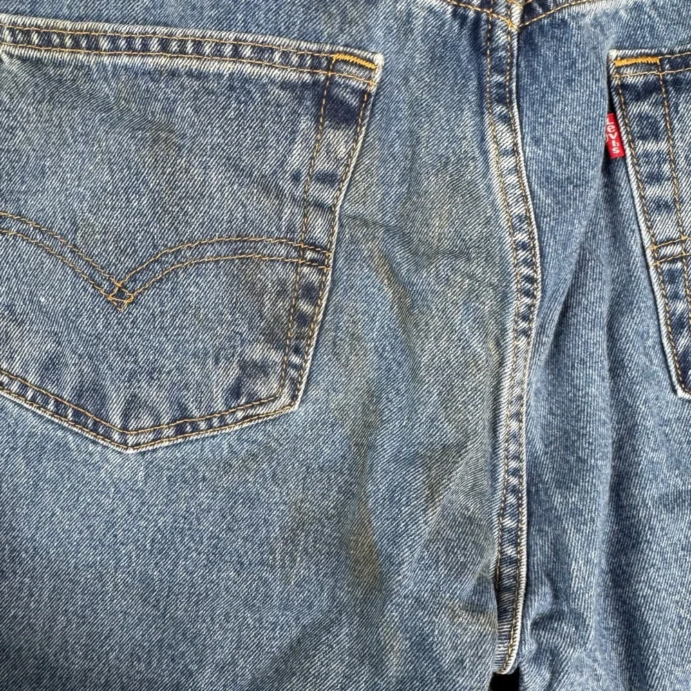 Levi's Jeans Mens Size 36 Blue 505 Regular Fit Straight Leg Denim Medium Wash